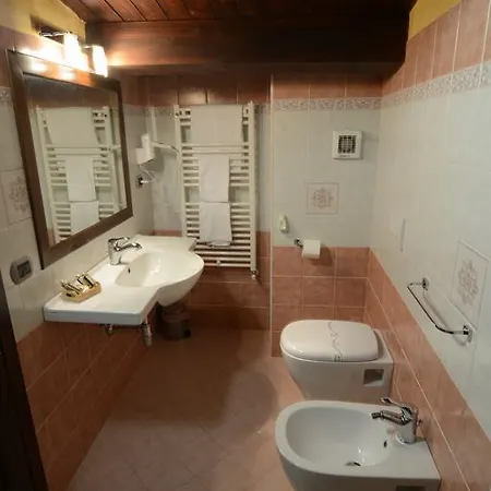 Borgo Della Longevita Bed & Breakfast Bivongi